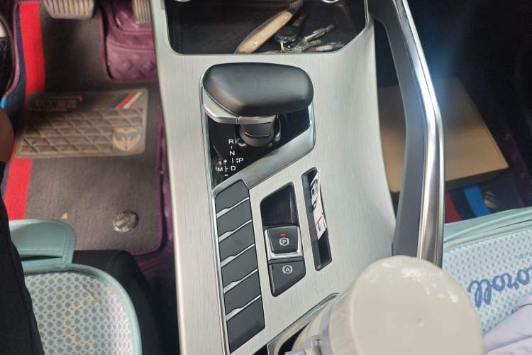 Used Geely Auto Coolray 2024 1.5T DCT Longteng Edition Gear Lever