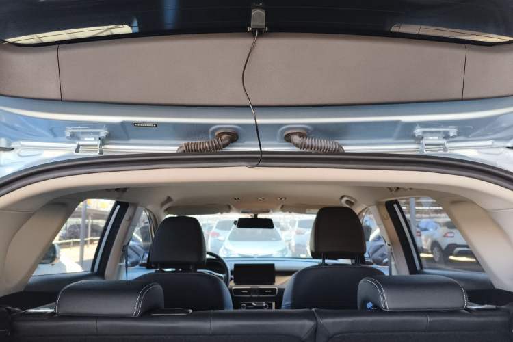Used Geely Auto Coolray 2024 1.5T DCT Longteng Edition Headliner