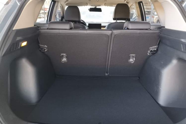 Used Geely Auto Coolray 2024 1.5T DCT Longteng Edition Trunk