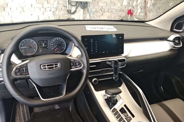 Used Geely Auto Coolray 2024 1.5T DCT Longteng Edition Center Console