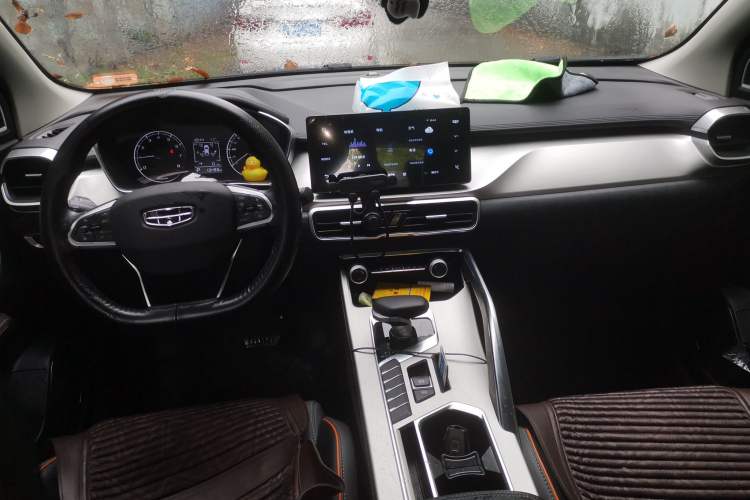 Used Geely Auto Coolray 2024 1.5T DCT Longteng Edition Center Console