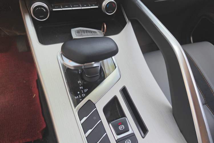 Used Geely Auto Coolray 2024 1.5T DCT Longteng Edition Gear Lever