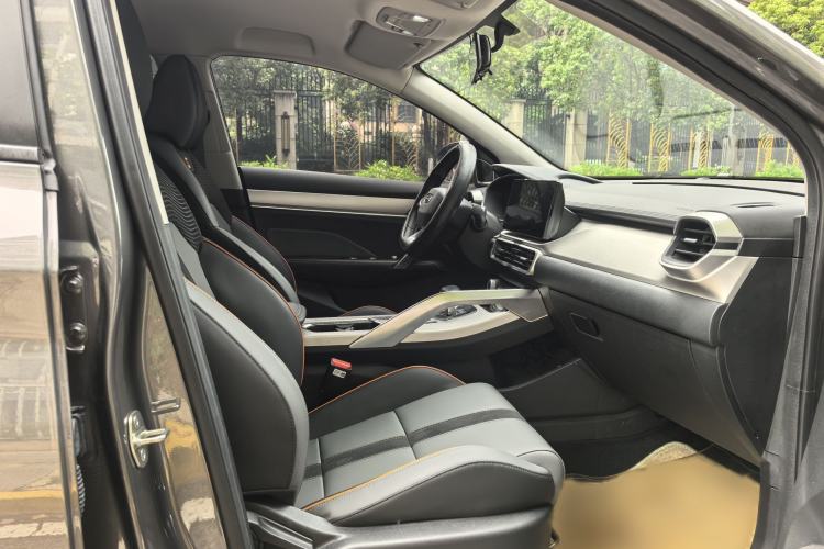 Used Geely Auto Coolray 2024 1.5T DCT Longteng Edition Interior 9