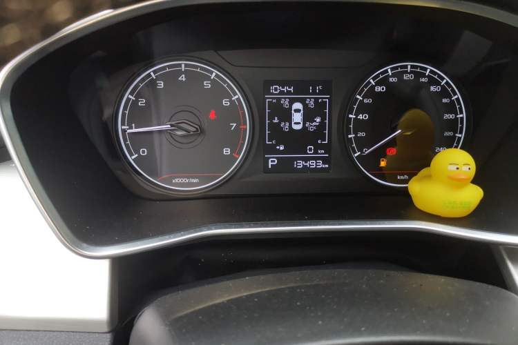 Used Geely Auto Coolray 2024 1.5T DCT Longteng Edition Odometer Close Up