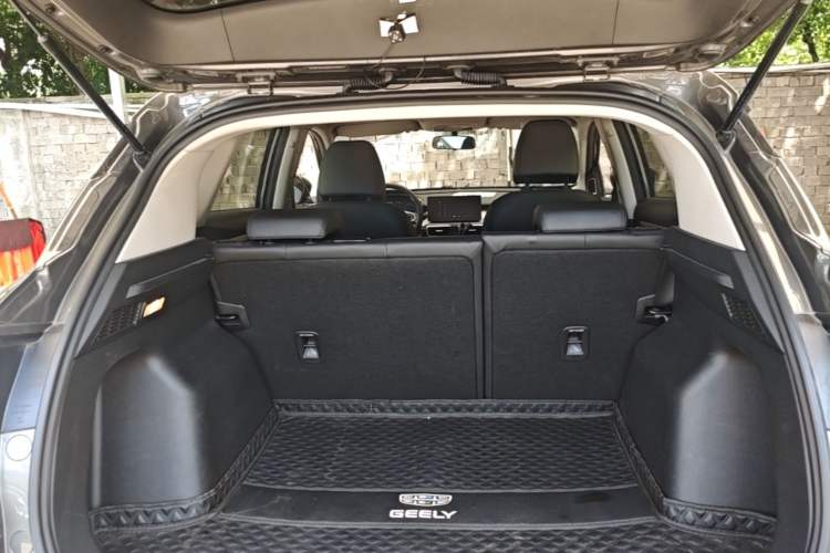 Used Geely Auto Coolray 2024 1.5T DCT Longteng Edition Trunk