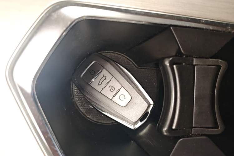 Used Geely Auto Coolray 2024 1.5T DCT Longteng Edition Vehicle Key