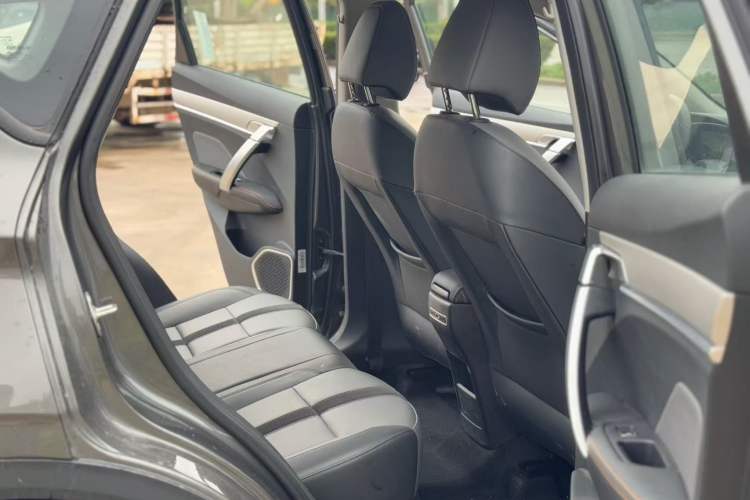 Used Geely Auto Coolray 2024 1.5T DCT Longteng Edition Interior 8