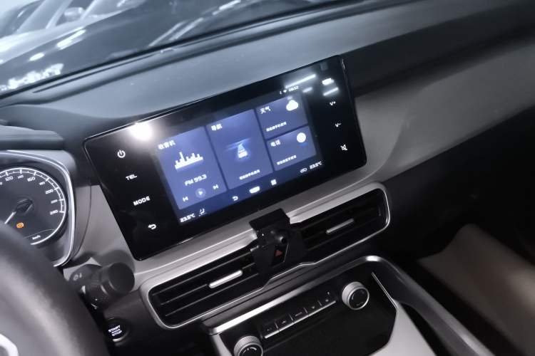 Used Geely Auto Coolray 2024 1.5T DCT Longteng Edition Audio And AC Panel