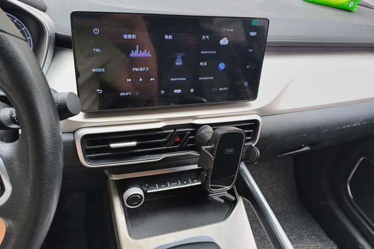 Used Geely Auto Coolray 2024 1.5T DCT Longteng Edition Audio And AC Panel