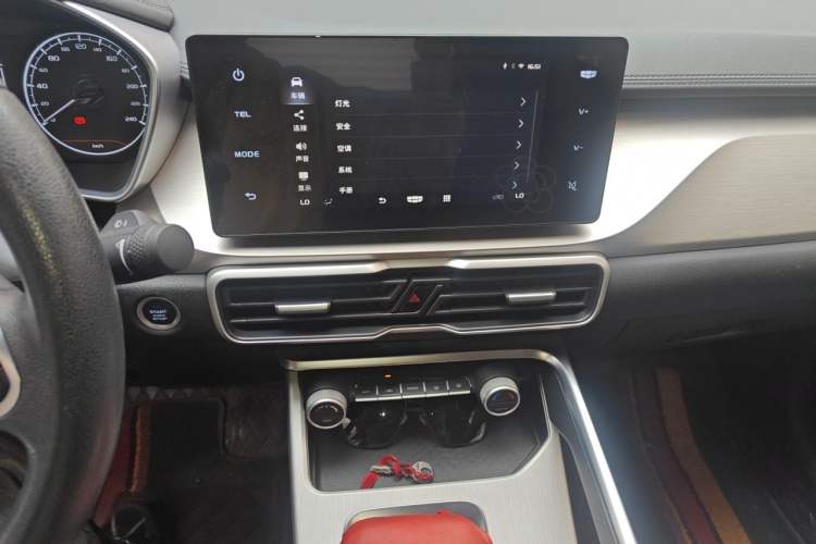 Used Geely Auto Coolray 2024 1.5T DCT Longteng Edition Audio And AC Panel