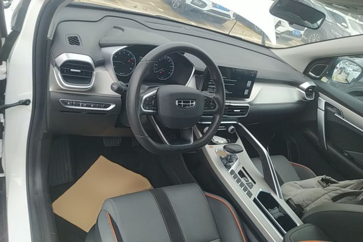 Used Geely Auto Coolray 2024 1.5T DCT Longteng Edition Center Console