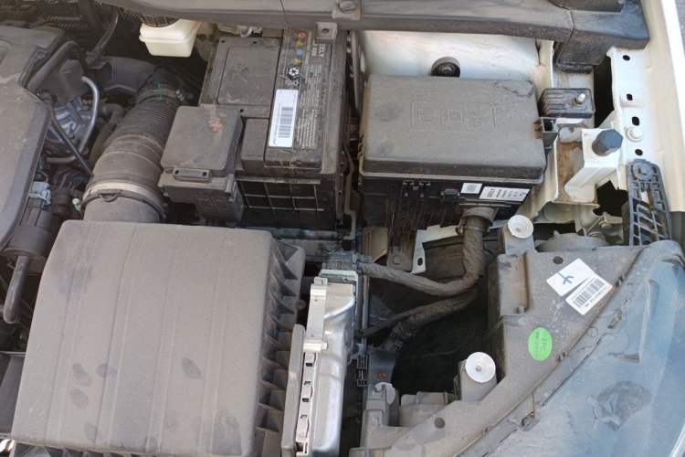 Used Geely Auto Coolray 2024 1.5T DCT Longteng Edition Engine Bay Left