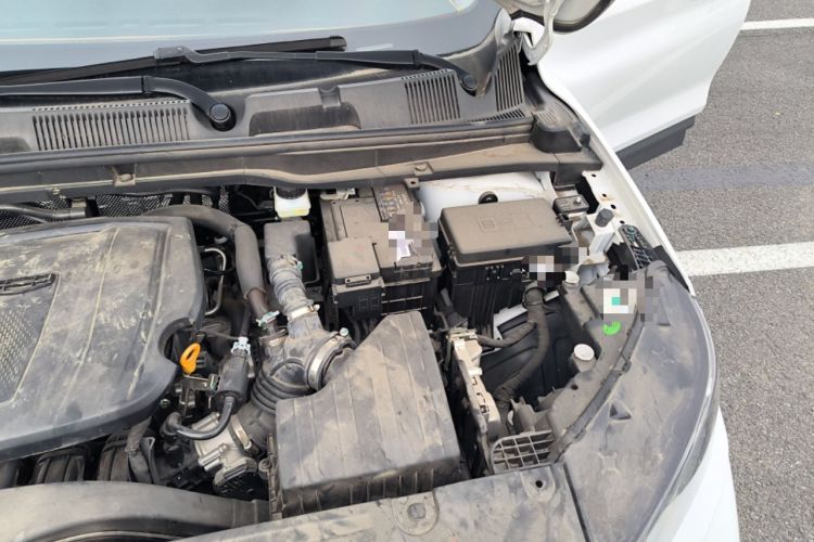 Used Geely Auto Coolray 2024 1.5T DCT Longteng Edition Engine Bay Left