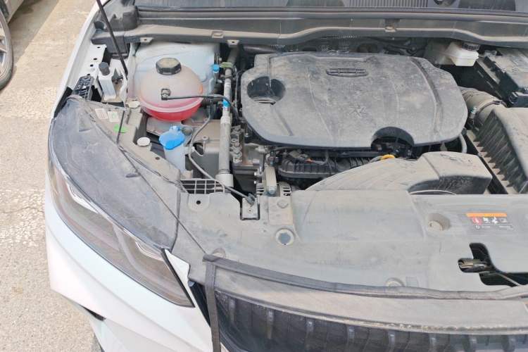 Used Geely Auto Coolray 2024 1.5T DCT Longteng Edition Engine Bay Right