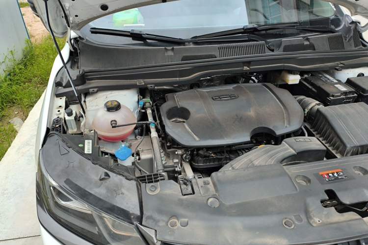 Used Geely Auto Coolray 2024 1.5T DCT Longteng Edition Engine Bay Right