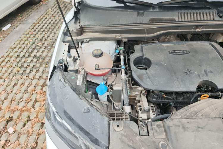 Used Geely Auto Coolray 2024 1.5T DCT Longteng Edition Engine Bay Right
