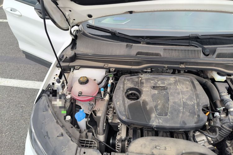 Used Geely Auto Coolray 2024 1.5T DCT Longteng Edition Engine Bay Right