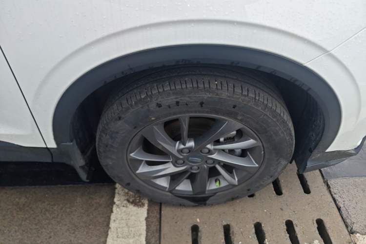 Used Geely Auto Coolray 2024 1.5T DCT Longteng Edition Exterior 4