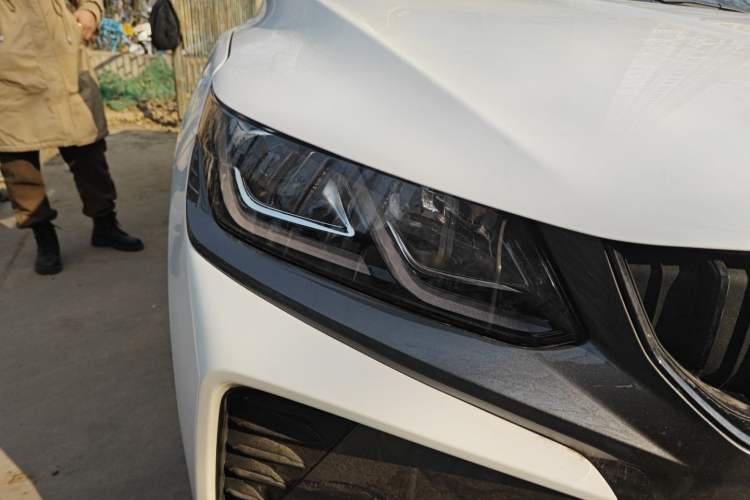 Used Geely Auto Coolray 2024 1.5T DCT Longteng Edition Exterior 6