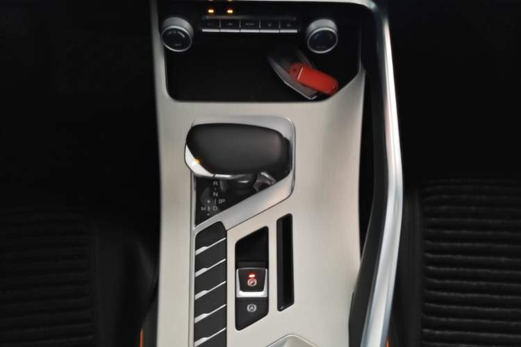 Used Geely Auto Coolray 2024 1.5T DCT Longteng Edition Gear Lever