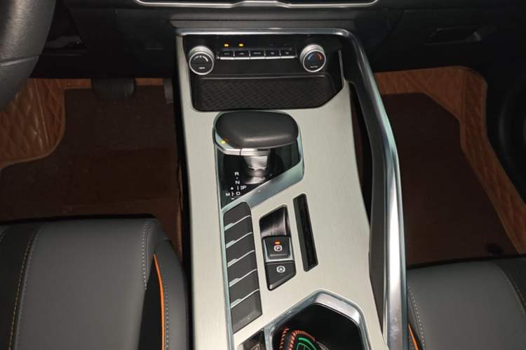 Used Geely Auto Coolray 2024 1.5T DCT Longteng Edition Gear Lever