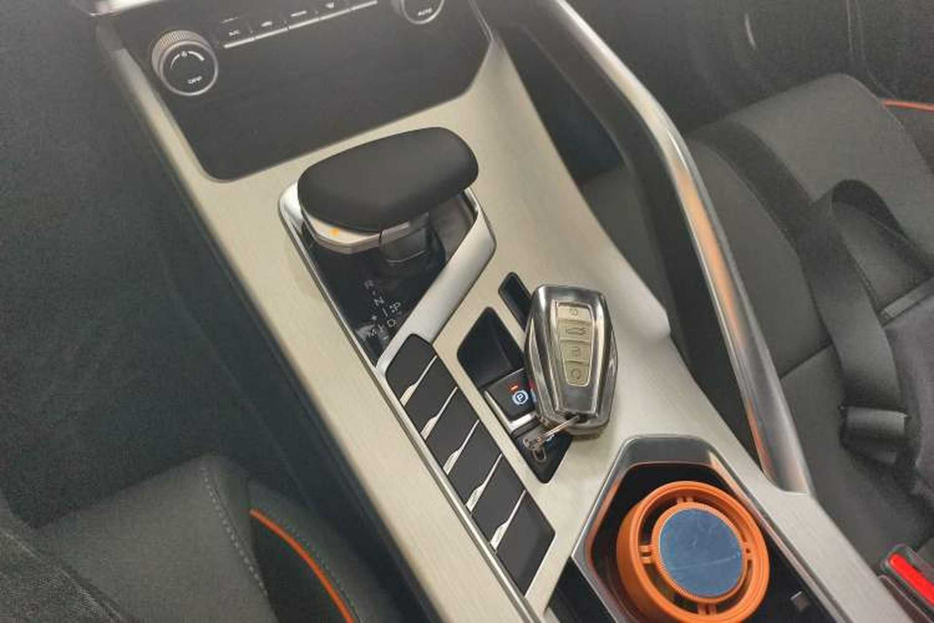 Used Geely Auto Coolray 2024 1.5T DCT Longteng Edition Gear Lever