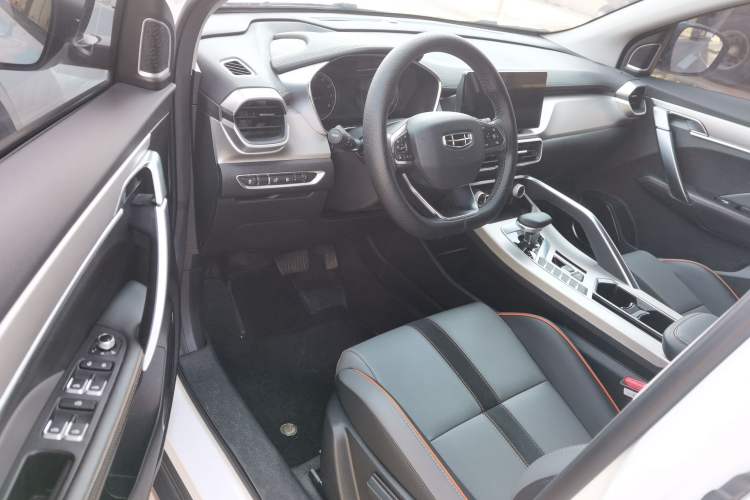 Used Geely Auto Coolray 2024 1.5T DCT Longteng Edition Interior 1