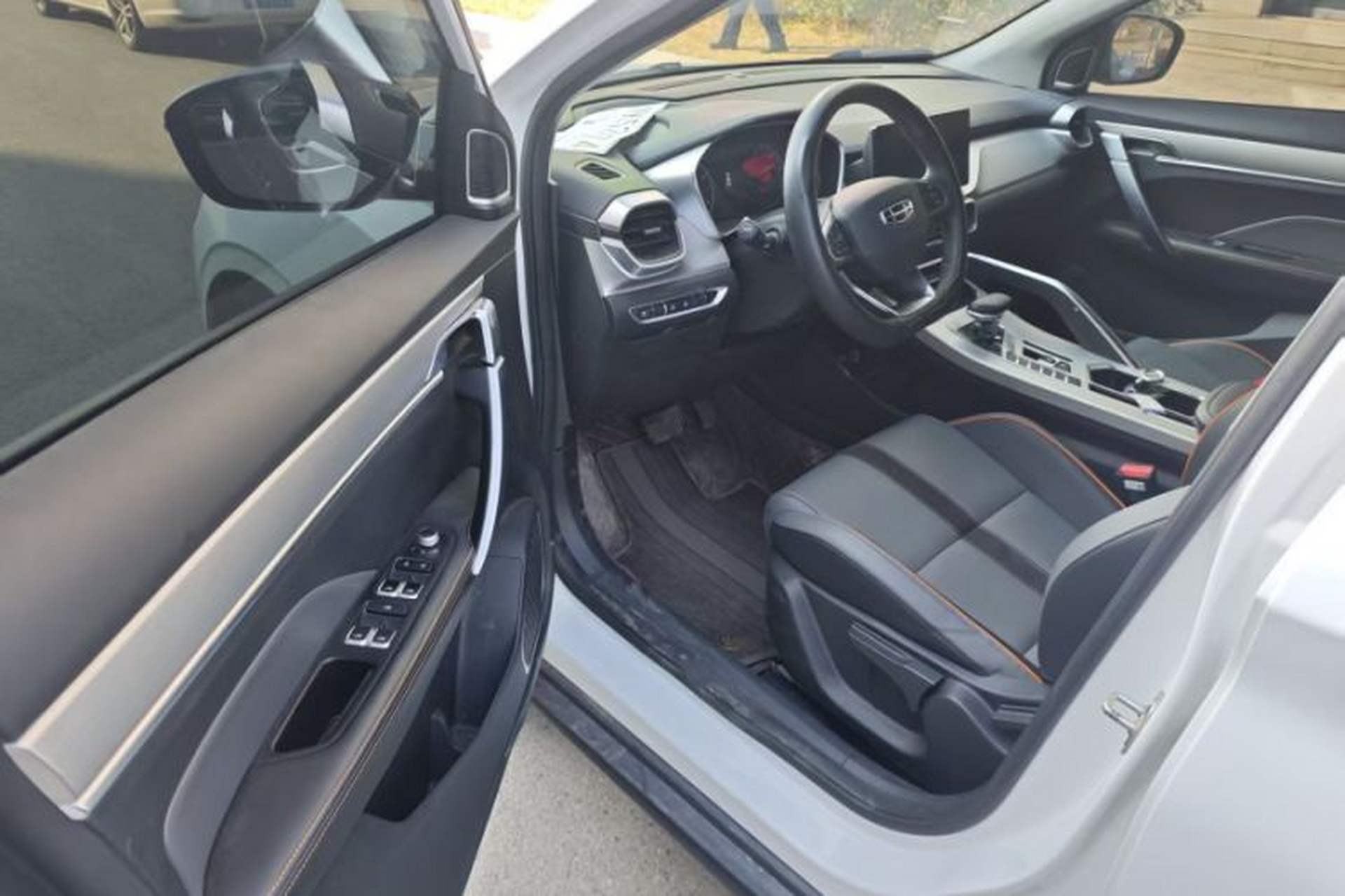 Used Geely Auto Coolray 2024 1.5T DCT Longteng Edition Interior 2