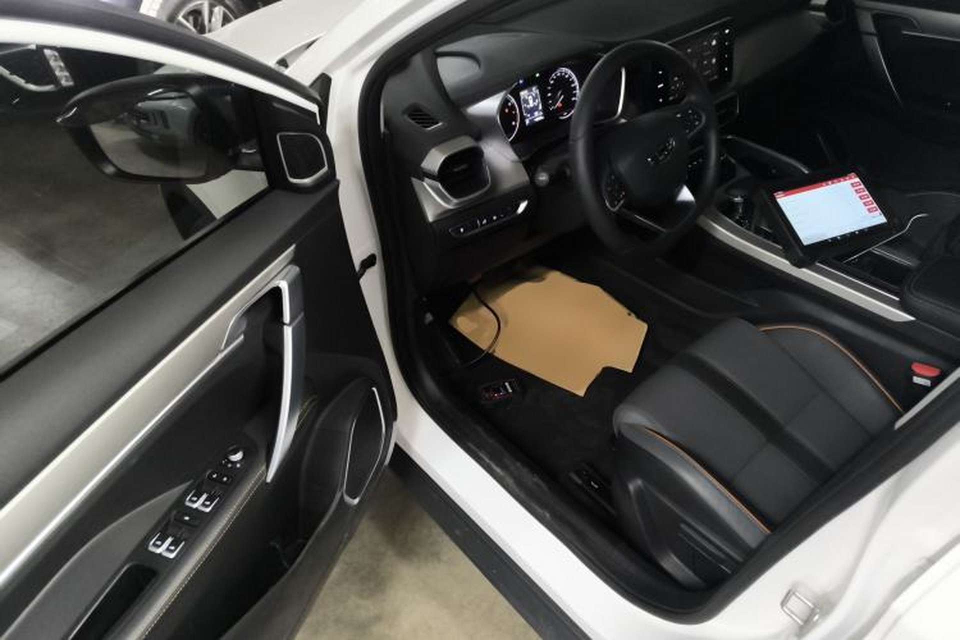 Used Geely Auto Coolray 2024 1.5T DCT Longteng Edition Interior 3