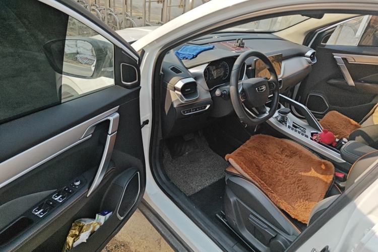 Used Geely Auto Coolray 2024 1.5T DCT Longteng Edition Interior 3