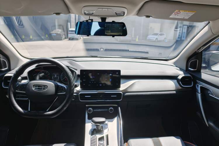 Used Geely Auto Coolray 2024 1.5T DCT Longteng Edition Interior 4