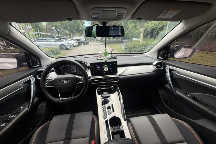 Used Geely Auto Coolray 2024 1.5T DCT Longteng Edition Interior 4
