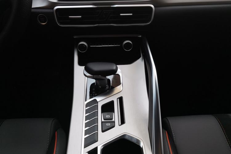 Used Geely Auto Coolray 2024 1.5T DCT Longteng Edition Interior 6