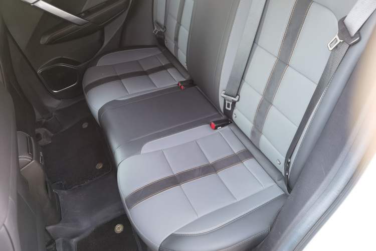 Used Geely Auto Coolray 2024 1.5T DCT Longteng Edition Interior 8
