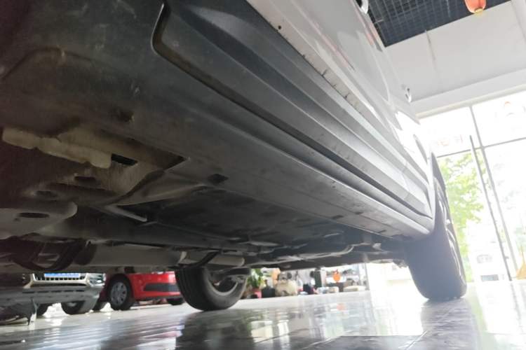 Used Geely Auto Coolray 2024 1.5T DCT Longteng Edition Left Side Sill