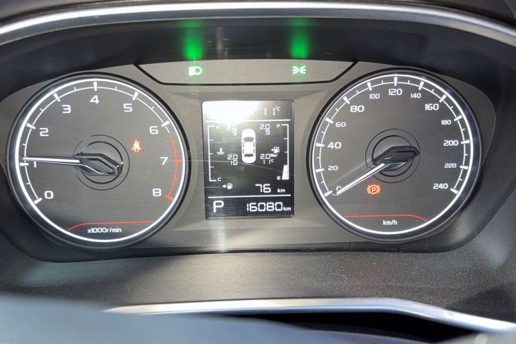 Used Geely Auto Coolray 2024 1.5T DCT Longteng Edition Odometer Close Up