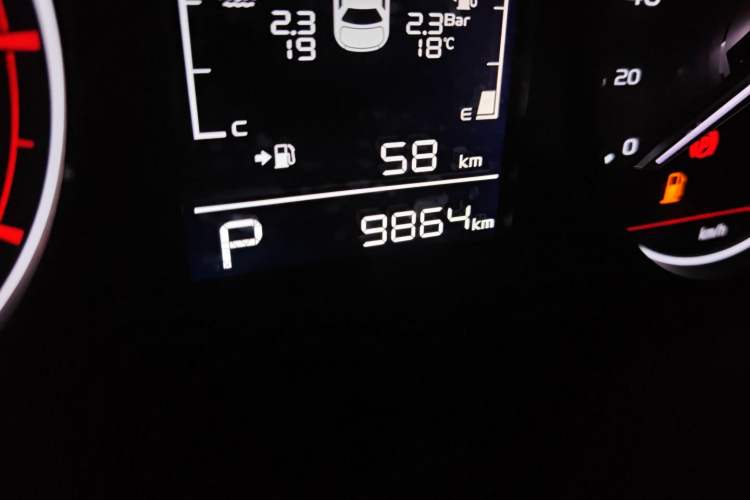 Used Geely Auto Coolray 2024 1.5T DCT Longteng Edition Odometer Close Up