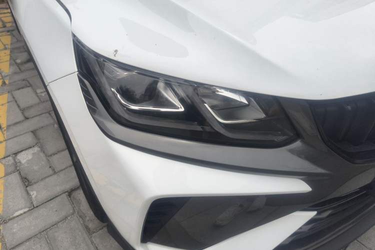 Used Geely Auto Coolray 2024 1.5T DCT Longteng Edition Right Front Headlight