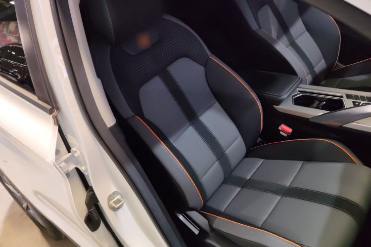 Used Geely Auto Coolray 2024 1.5T DCT Longteng Edition Right Front Seat