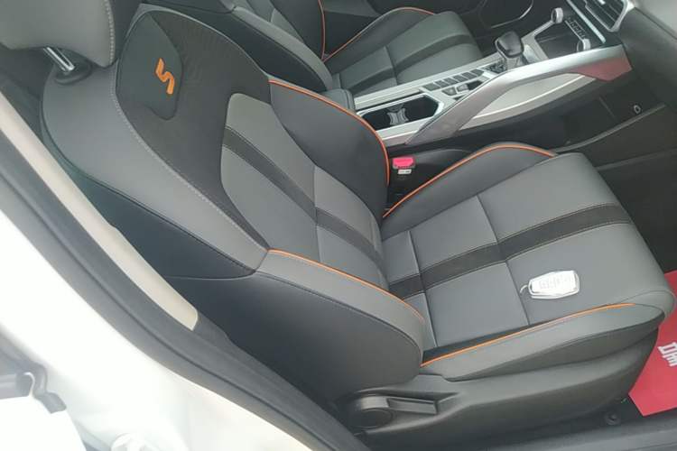 Used Geely Auto Coolray 2024 1.5T DCT Longteng Edition Right Front Seat