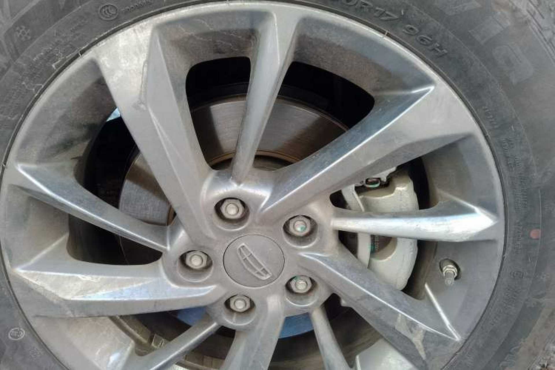Used Geely Auto Coolray 2024 1.5T DCT Longteng Edition Right Front Wheel Hub
