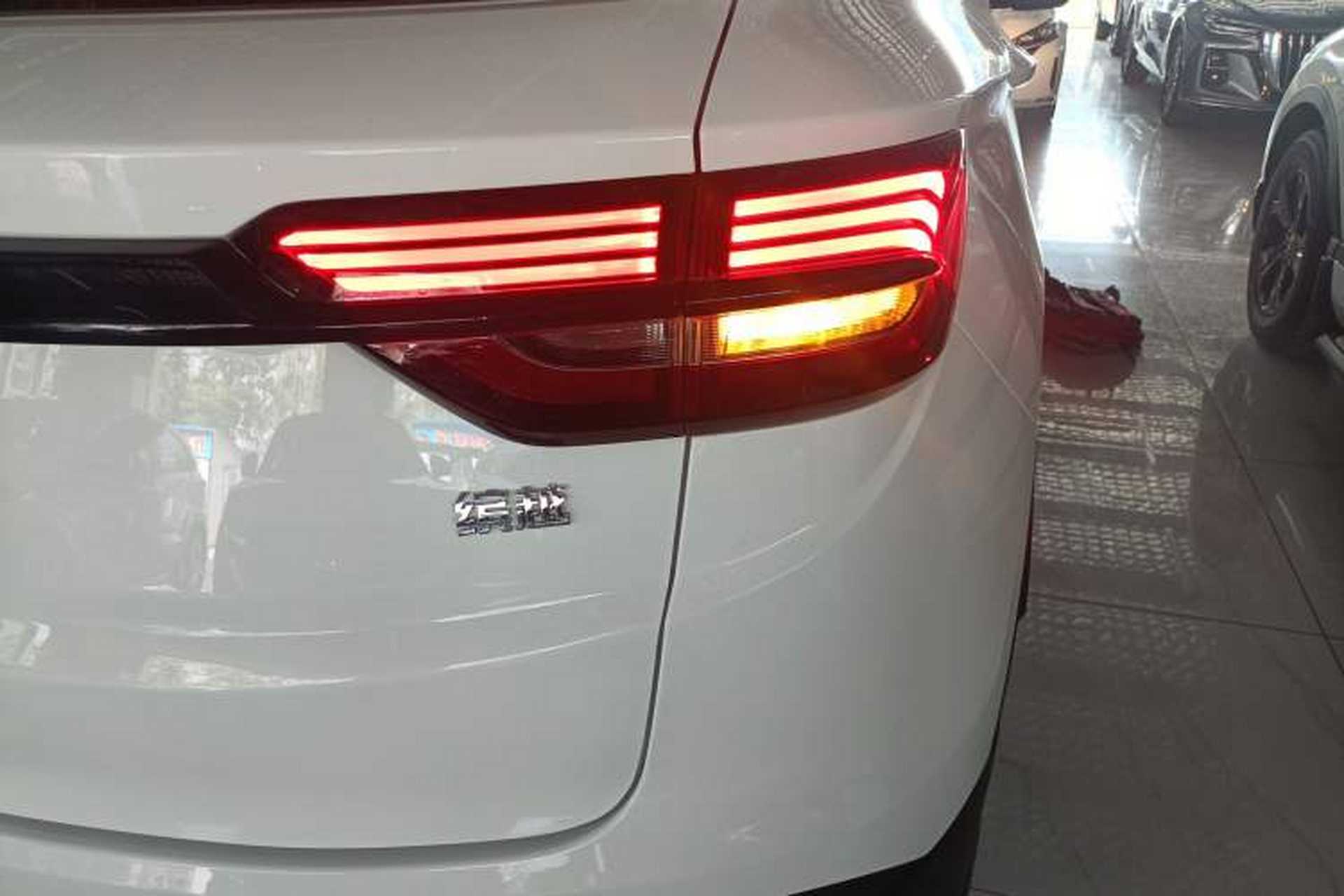 Used Geely Auto Coolray 2024 1.5T DCT Longteng Edition Right Rear Taillight