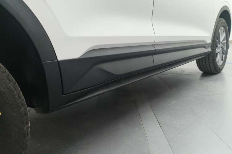 Used Geely Auto Coolray 2024 1.5T DCT Longteng Edition Right Side Sill