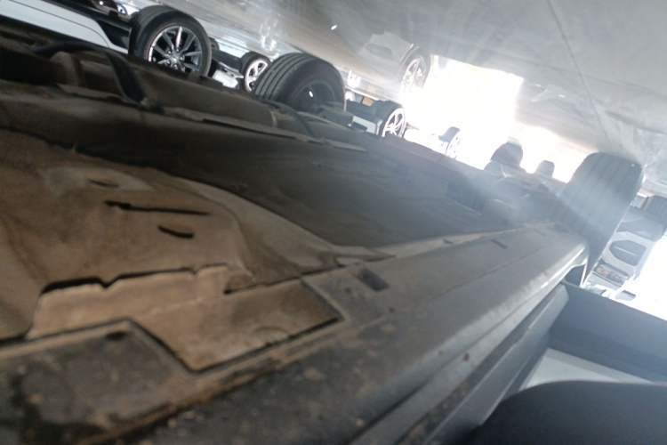 Used Geely Auto Coolray 2024 1.5T DCT Longteng Edition Right Side Sill