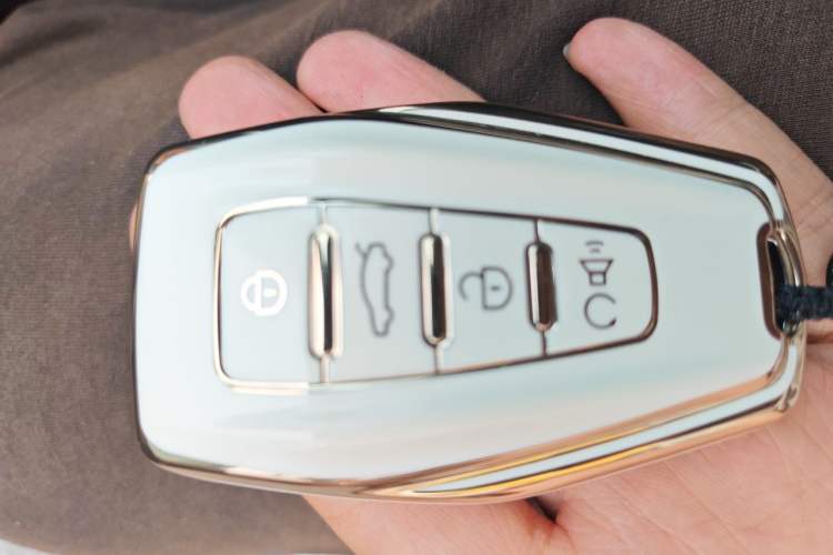 Used Geely Auto Coolray 2024 1.5T DCT Longteng Edition Vehicle Key