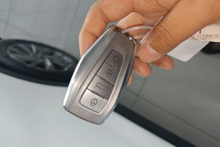 Used Geely Auto Coolray 2024 1.5T DCT Longteng Edition Vehicle Key