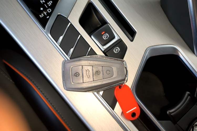 Used Geely Auto Coolray 2024 1.5T DCT Longteng Edition Vehicle Key