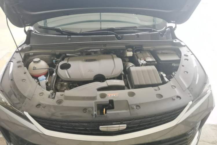 Used Geely Auto Coolray 2025 Model Bin Yue L 1.5TD DCT Battle Engine Bay