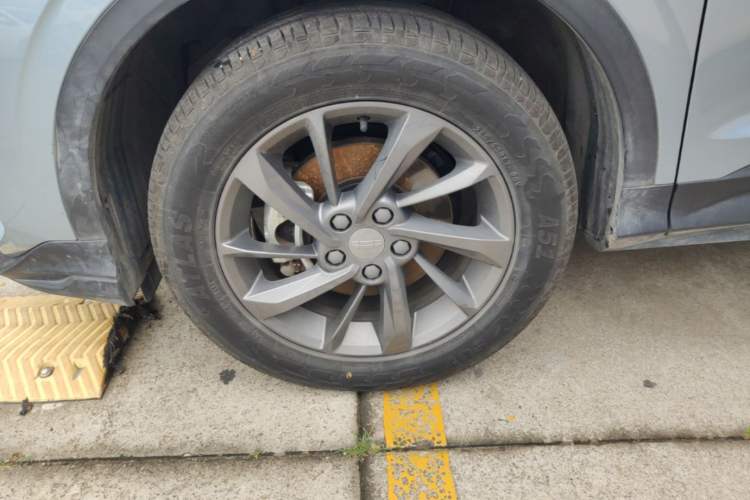 Used Geely Auto Coolray 2025 1.5L CVT Super Edition Left Front Wheel Hub