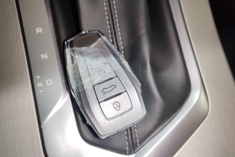 Used Geely Auto Coolray 2025 1.5L CVT Super Edition Vehicle Key